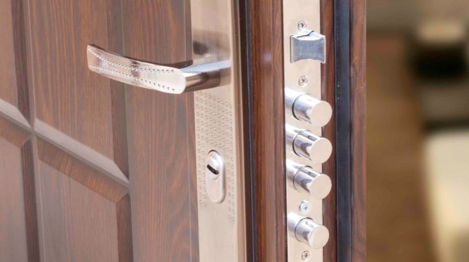 ترخیص ابزار و یراق آلات